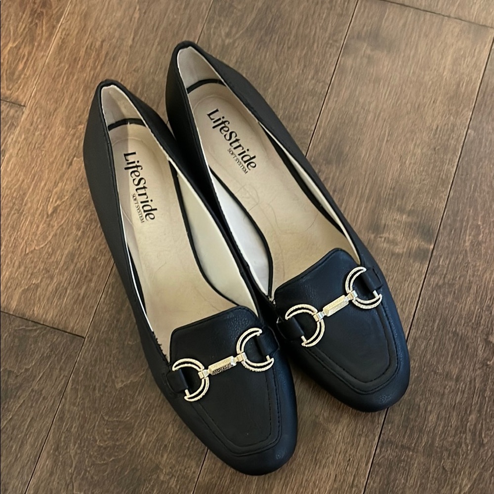Life Stride Women's Black Loafers